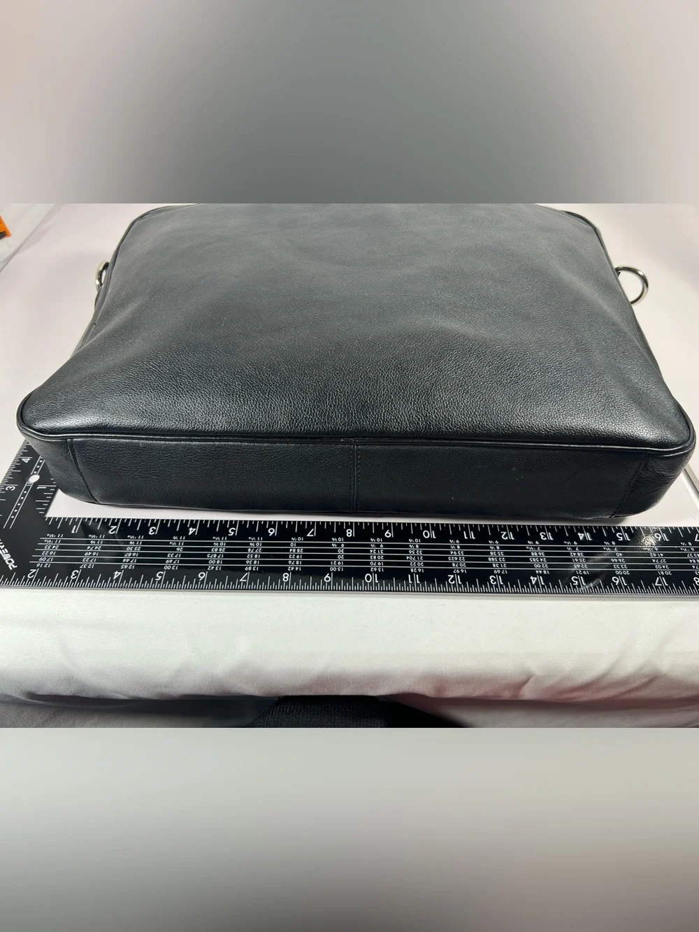 4099: NWT Coach Beckett Slim Brief Black Leather Laptop Bag Scratched Side